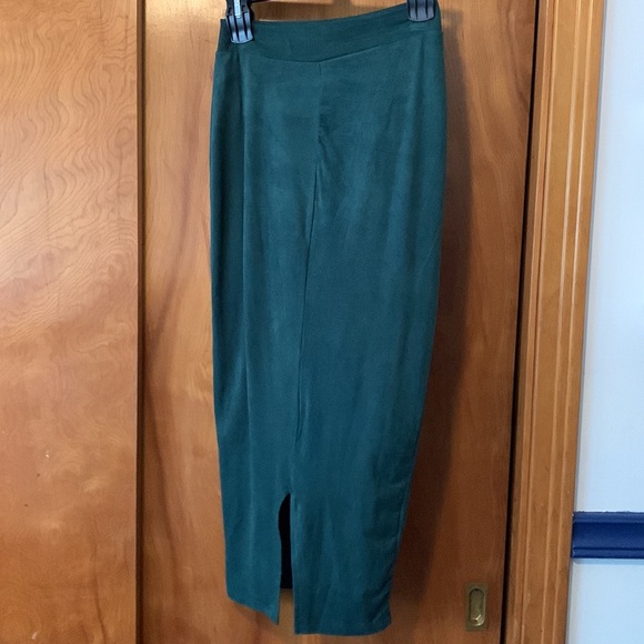 Windsor 2 piece set - Picture 5 of 12